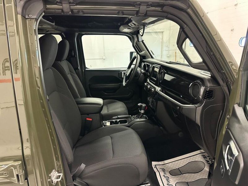 2023 Jeep Wrangler SportImage 27