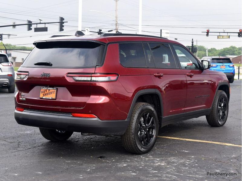 New 2025 Jeep Grand Cherokee L Altitude X 4x4