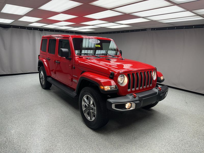 Used 2022 Jeep Wrangler Unlimited SaharaImage 25