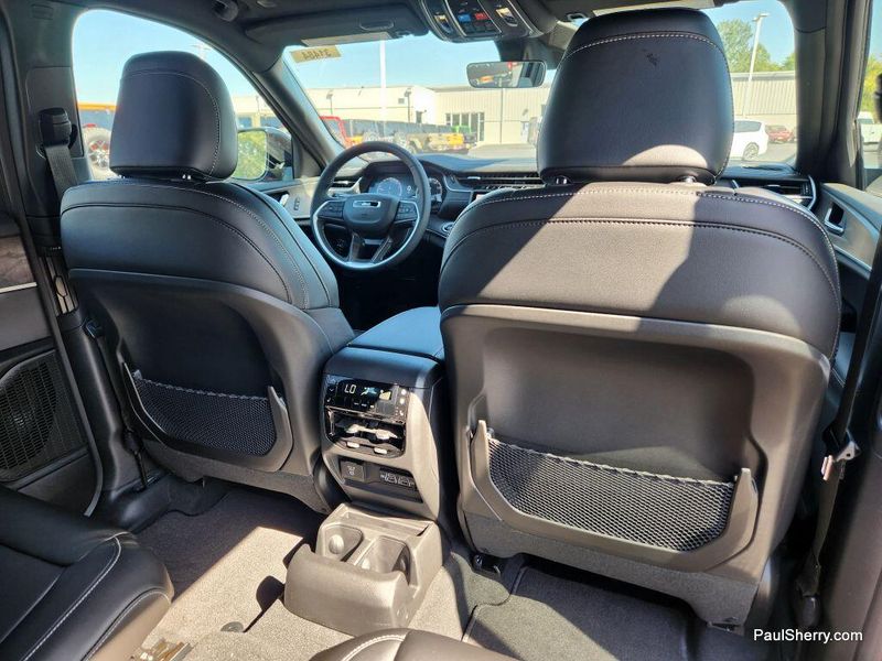 New 2025 Jeep Grand Cherokee L Limited 4x4