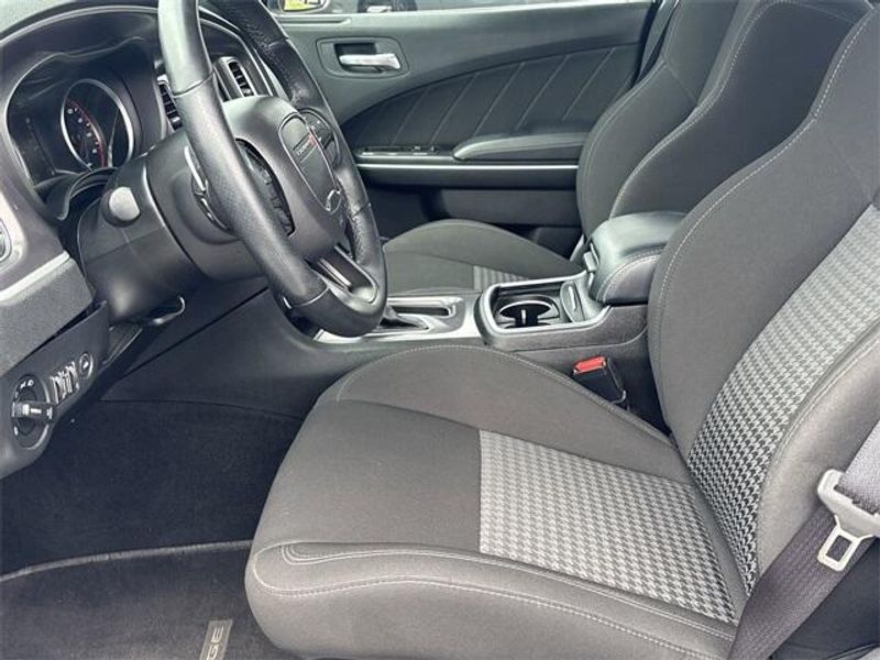 Used 2022 Dodge Charger R/TImage 18