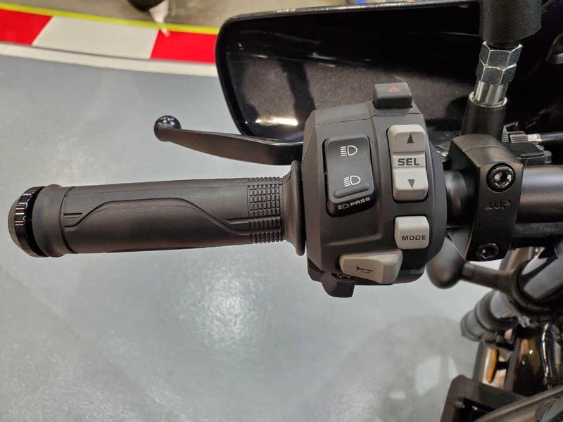 Used 2024 Honda REBEL 1100 T Base Image 11