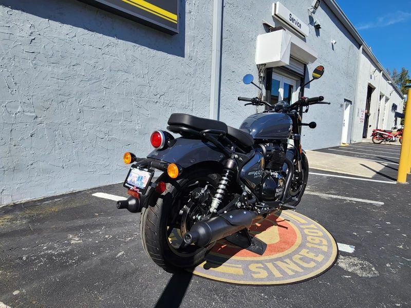 New 2024 Royal Enfield SHOTGUN 650 Image 7