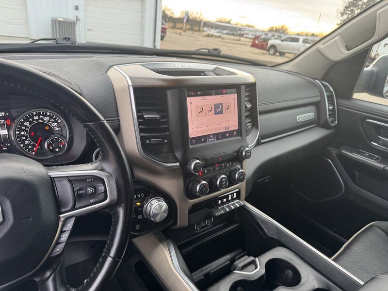 2022 RAM 1500 LaramieImage 24