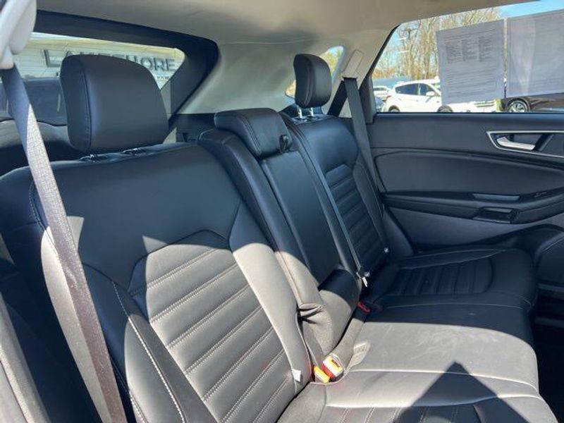 2024 Ford Edge SELImage 20