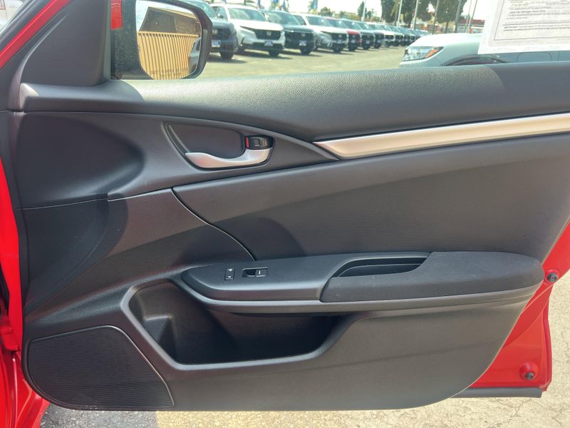 Used 2016 Honda Civic Sedan LXImage 23