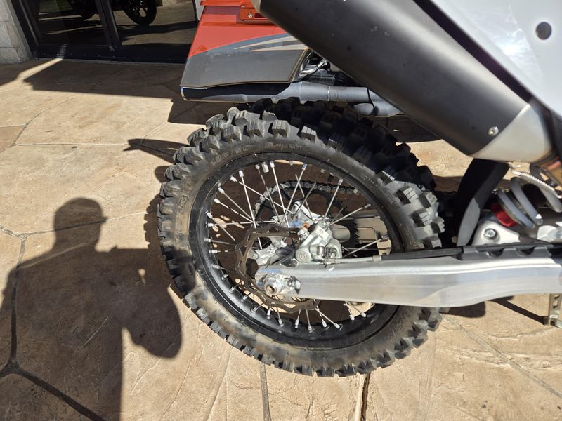 USED 2024 KTM XC 450 FW Image 16