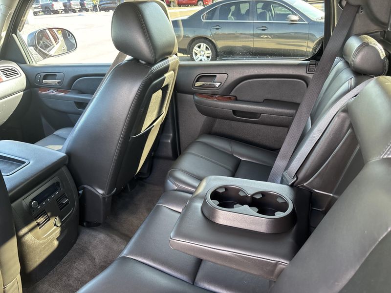 Used 2012 Chevrolet Avalanche 1500 LTImage 31