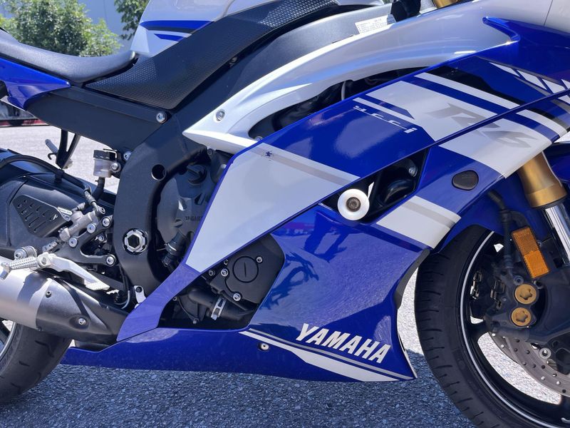 Used 2014 Yamaha YZF-R6 CA Image 27