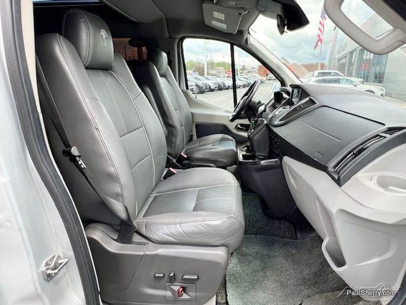 2017 Ford Transit-150 XLTImage 16