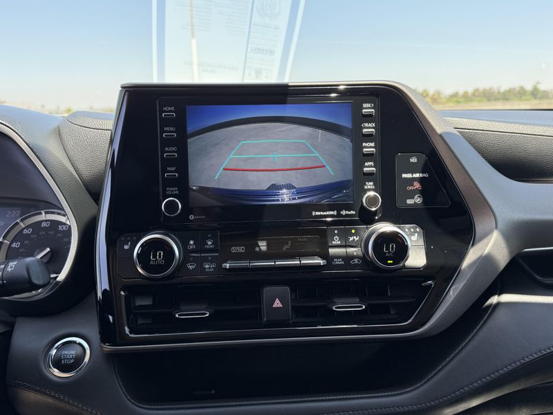 Used 2022 Toyota Highlander XLEImage 28