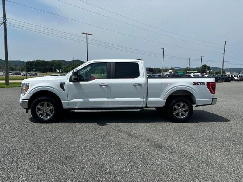 2022 Ford F-150 XLT photo 2