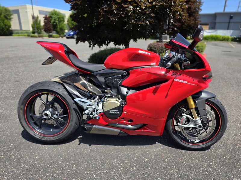 2015 Ducati PANIGALE 1299 S 