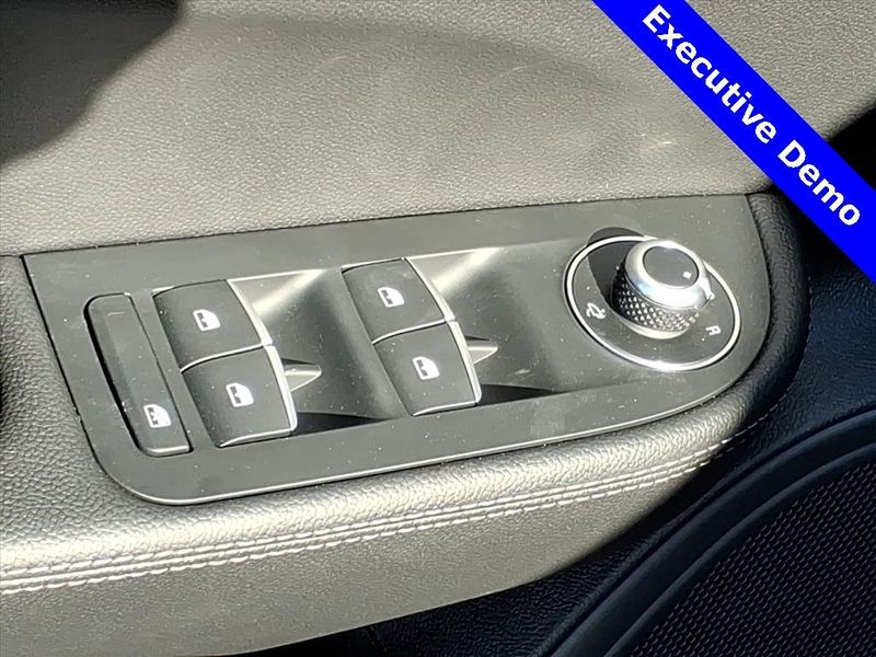 New 2025 Alfa Romeo Giulia RwdImage 16