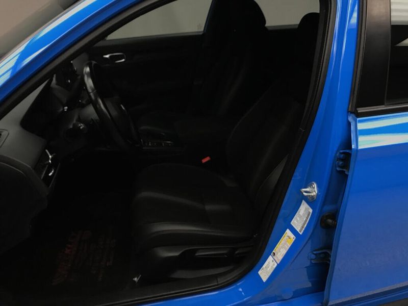 Used 2022 Honda Civic Hatchback SportImage 9