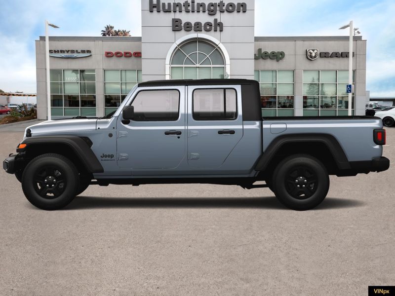 2025 Jeep Gladiator Sport 4x4Image 3