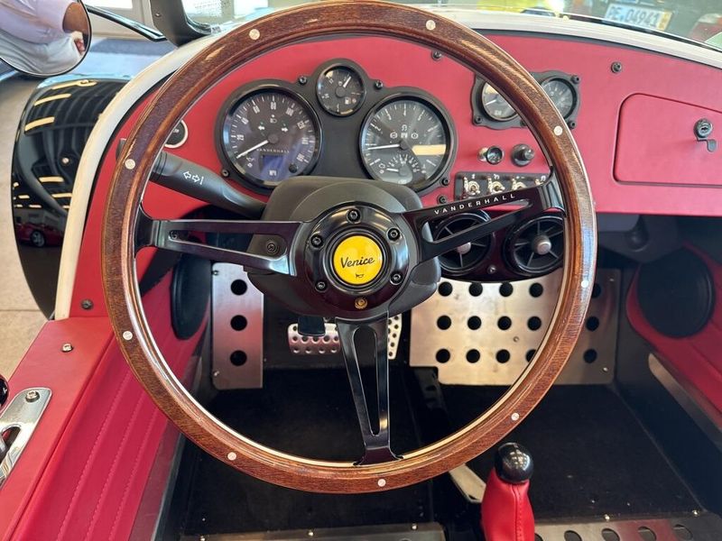 2023 Vanderhall Venice GTS
