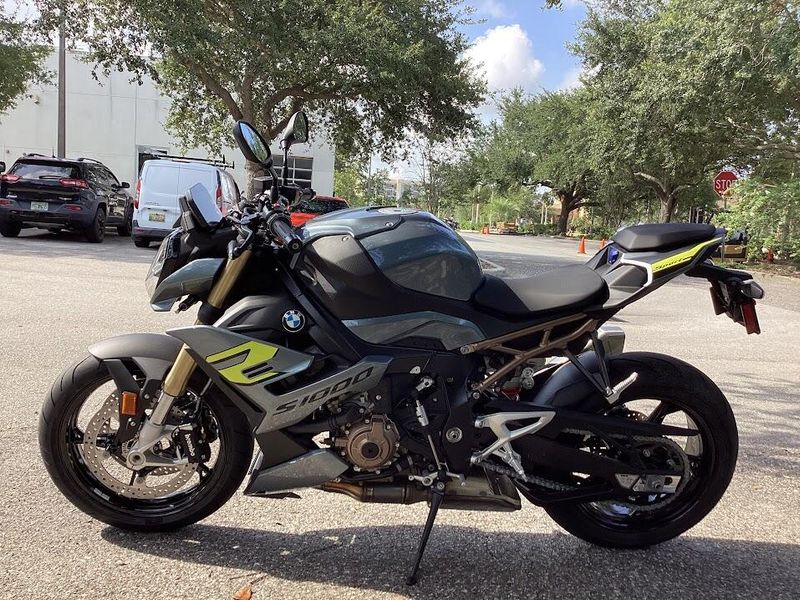 New 2024 BMW S 1000 R 