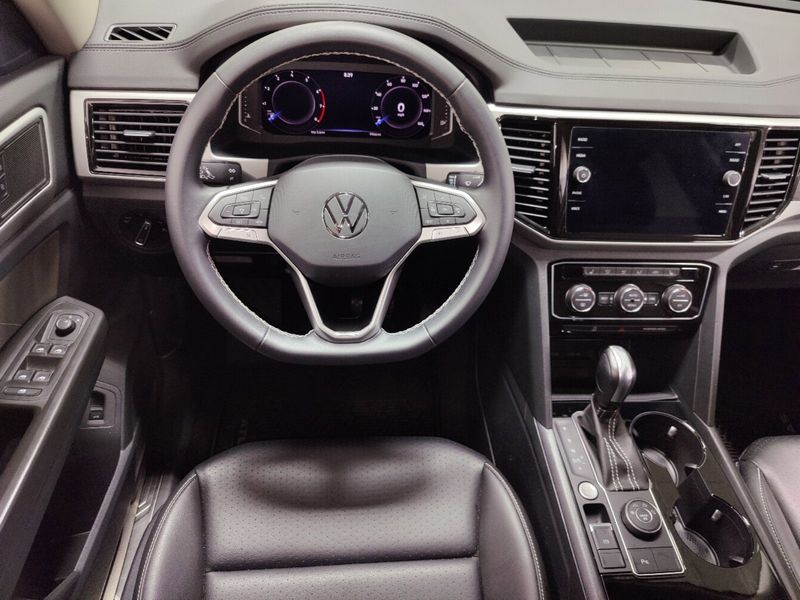 2023 Volkswagen Atlas V6 AWD SE w/Tech & Black Wheel PkgImage 20