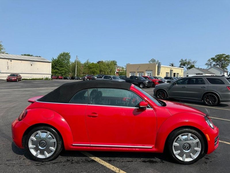 2017 Volkswagen Beetle 1.8T SELImage 12