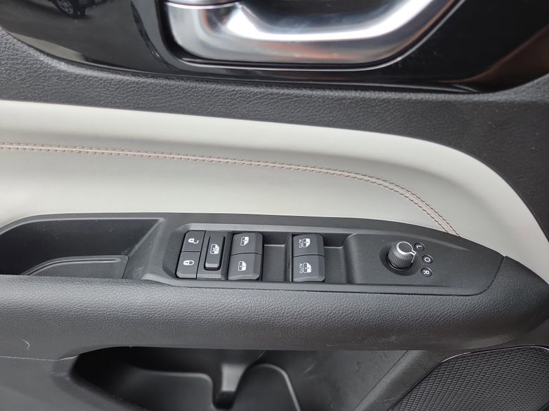 2022 Jeep Compass Limited photo 27