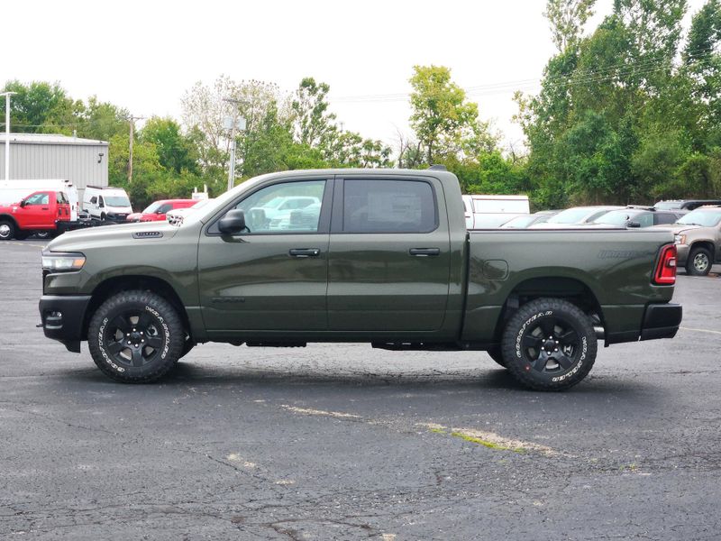 New 2027 RAM 1500 Warlock Crew Cab 4x4 5'7' Box