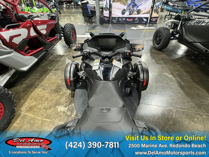 2024 Can-Am SPYDER RT LIMITED (SE6)Image 15