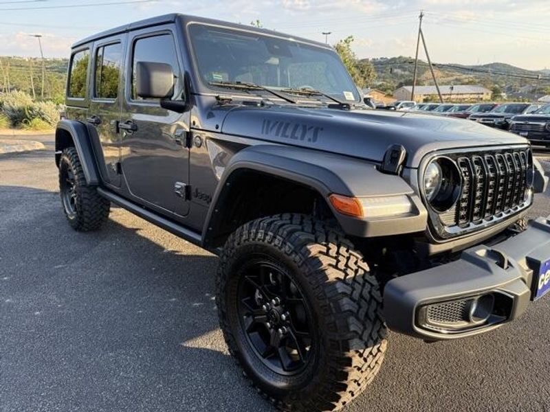 2024 Jeep Wrangler Willys photo 4