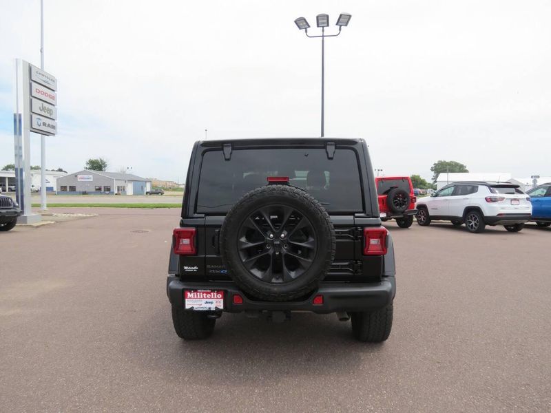 Used 2025 Jeep Wrangler 4xE Backcountry 4x4 4dr SUVImage 7