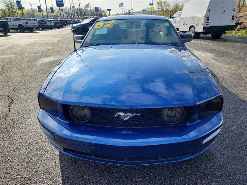 2007 Ford Mustang GT PremiumImage 8