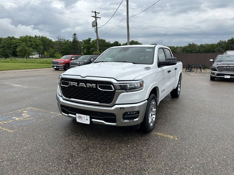 2025 RAM 1500 Big Horn Crew Cab 4x4 5