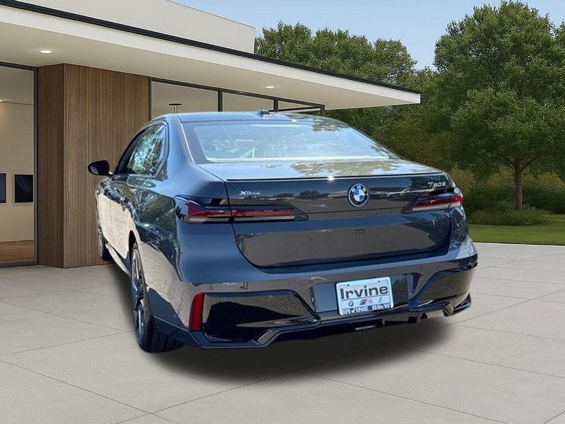 New 2026 BMW 7 Series 750e xDriveImage 11