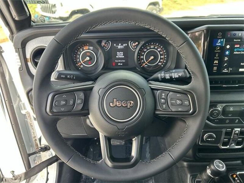 New 2026 Jeep Wrangler 4-door Sport SImage 17