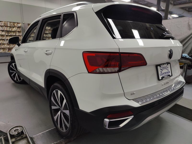 Used 2022 Volkswagen Taos SE 4-Motion AWDImage 10