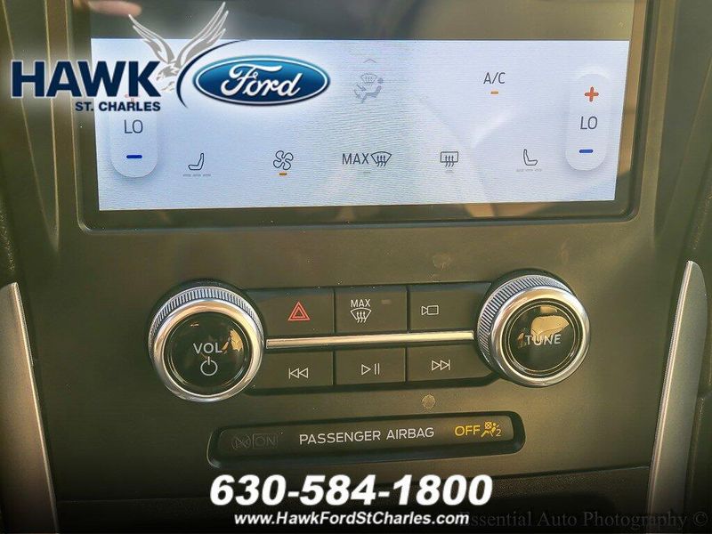 2022 Ford Edge SEL photo 14