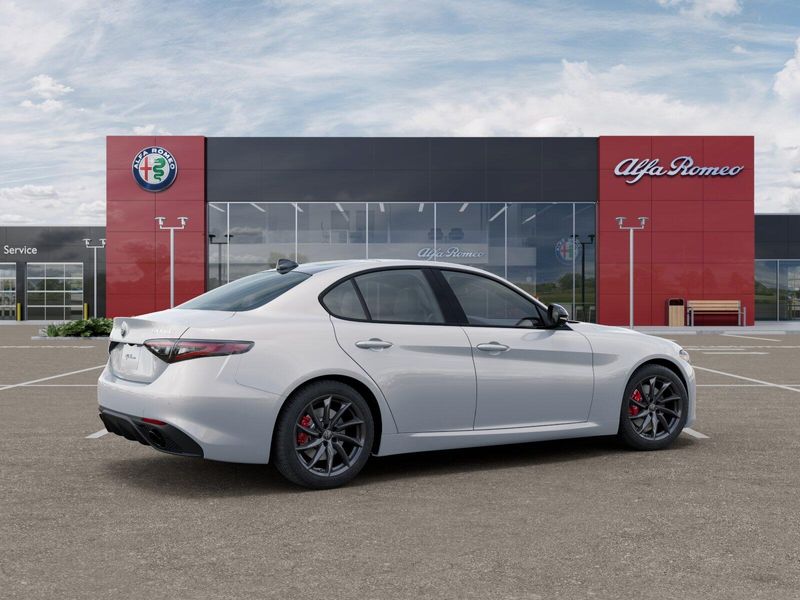 New 2025 Alfa Romeo Giulia RwdImage 28