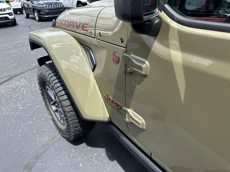 New 2025 Jeep Gladiator Mojave X 4x4Image 13