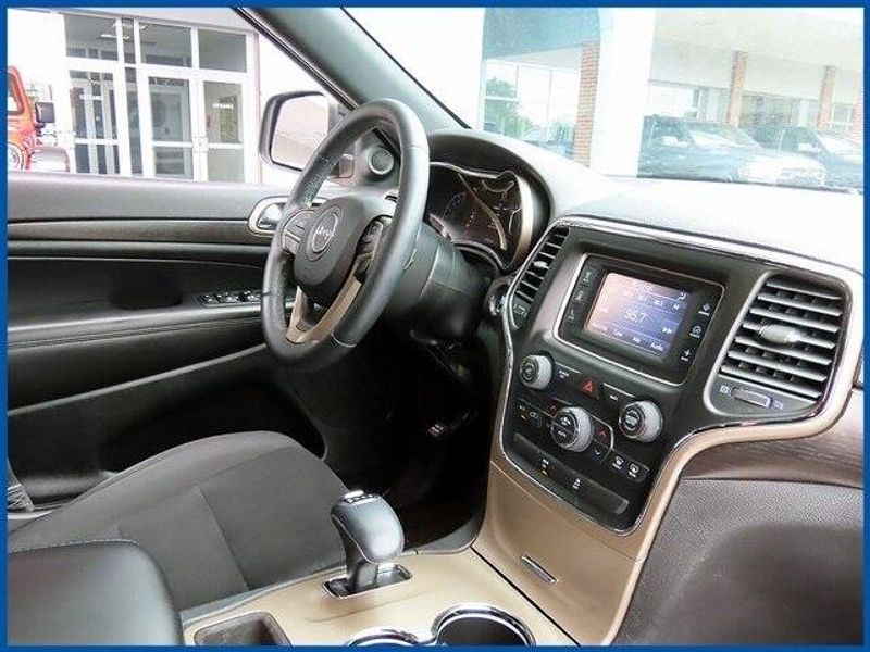 2014 Jeep Grand Cherokee LaredoImage 8
