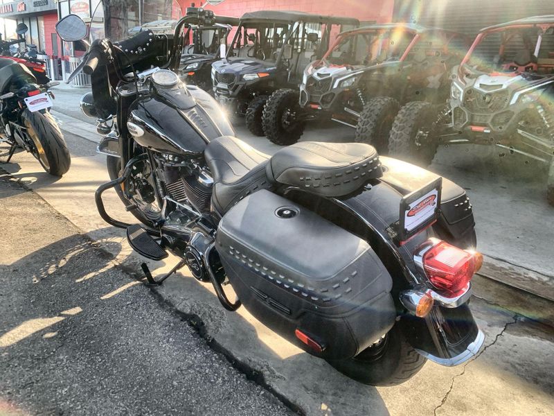 Used 2021 Harley-Davidson Softail Heritage Classic 114 Image 12