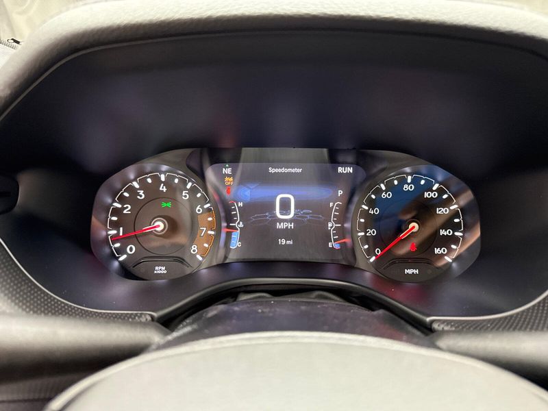 New 2025 Jeep Compass Limited 4x4Image 11