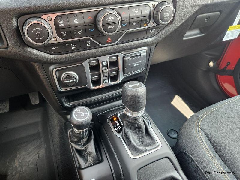 2025 Jeep Wrangler 4-door Sport SImage 33