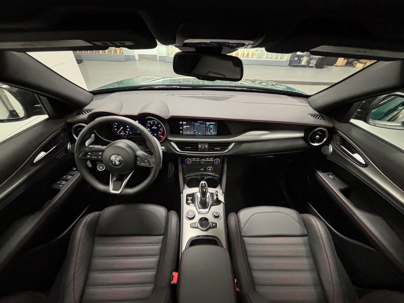 2025 Alfa Romeo Stelvio Tributo Italiano AwdImage 15