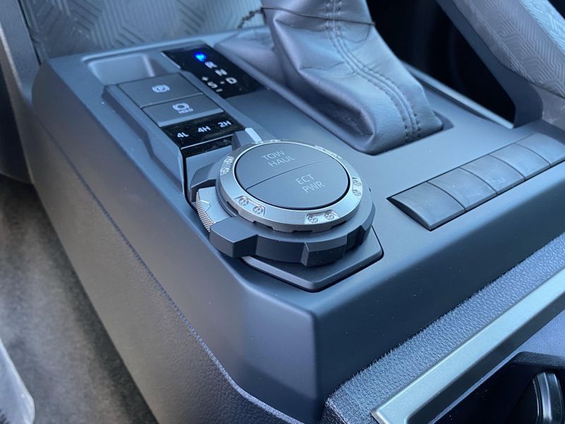 New 2025 Toyota Tacoma SR5Image 19