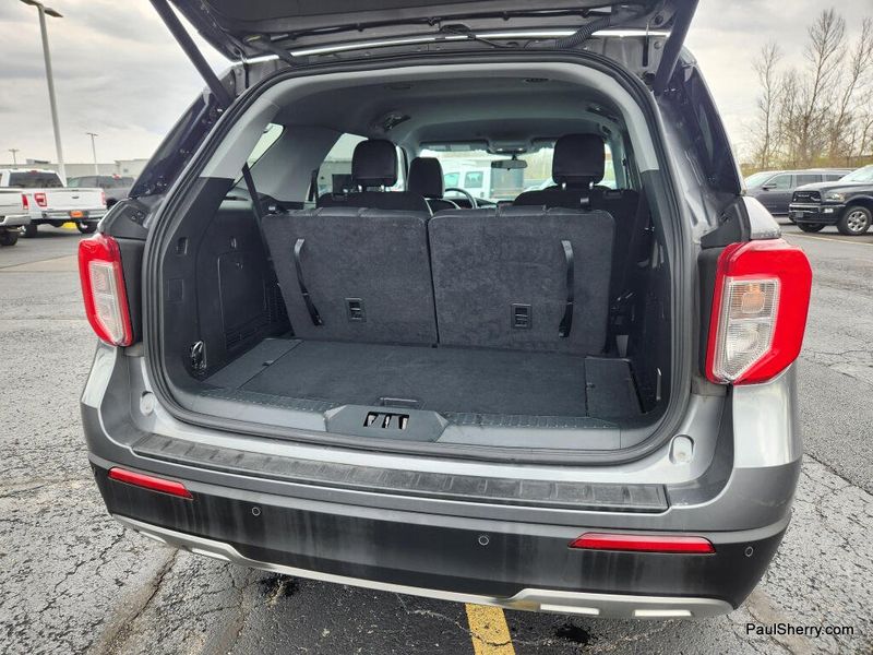Used 2024 Ford Explorer XLT