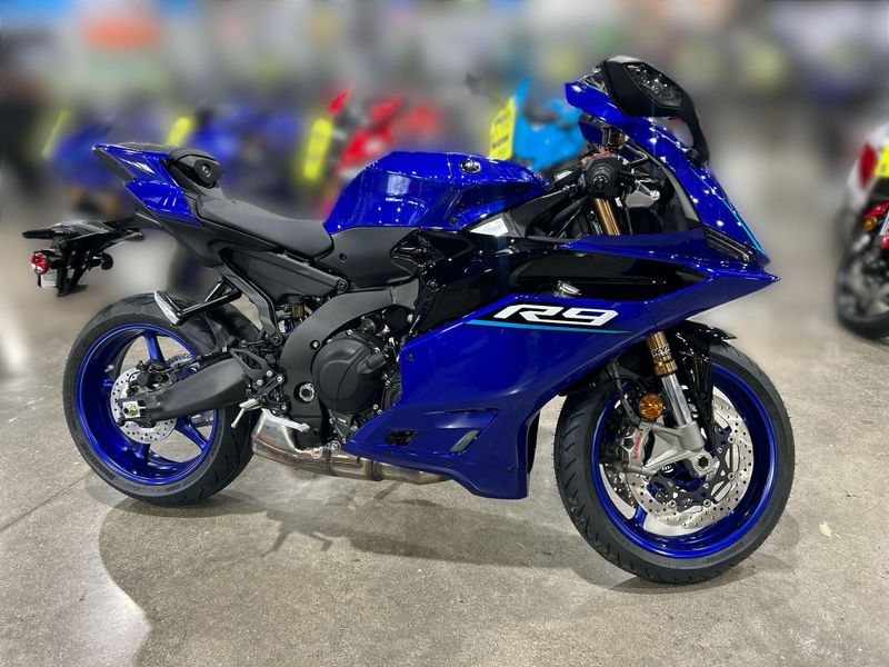 New 2027 Yamaha YZF-R9 Image 11