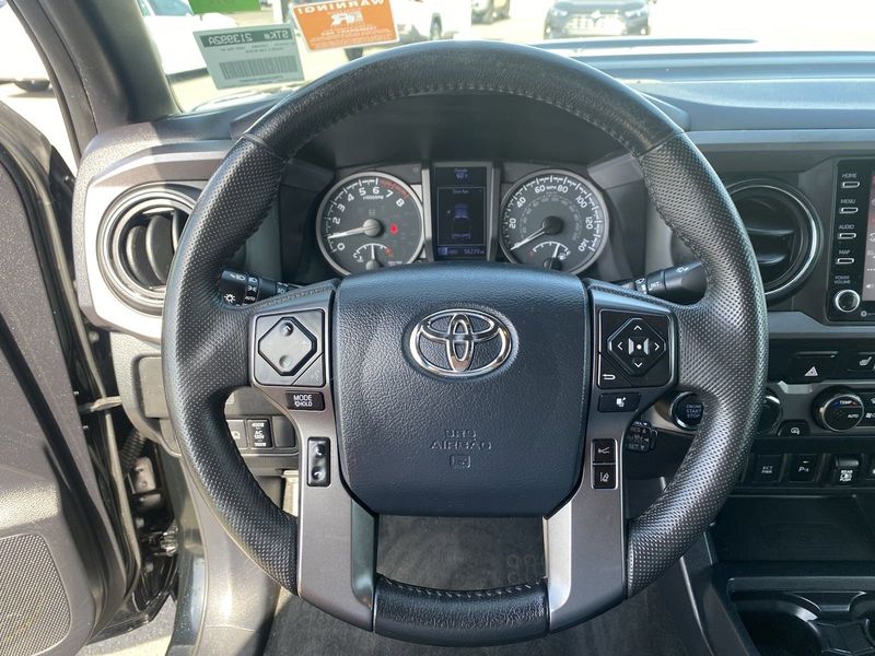 2020 Toyota Tacoma 4WD TRD SportImage 25