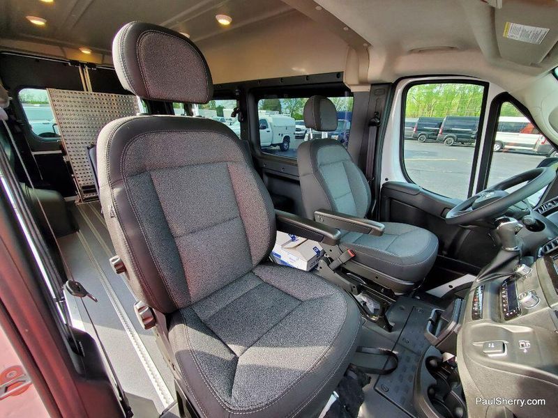 2023 RAM ProMaster 2500 Window Van High RoofImage 5