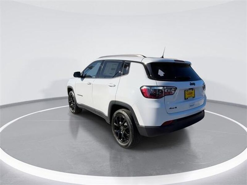 New 2026 Jeep Compass Latitude Altitude 4x4Image 6