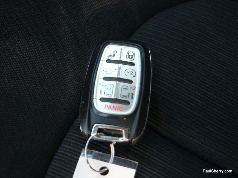 2022 Chrysler Voyager LXImage 60