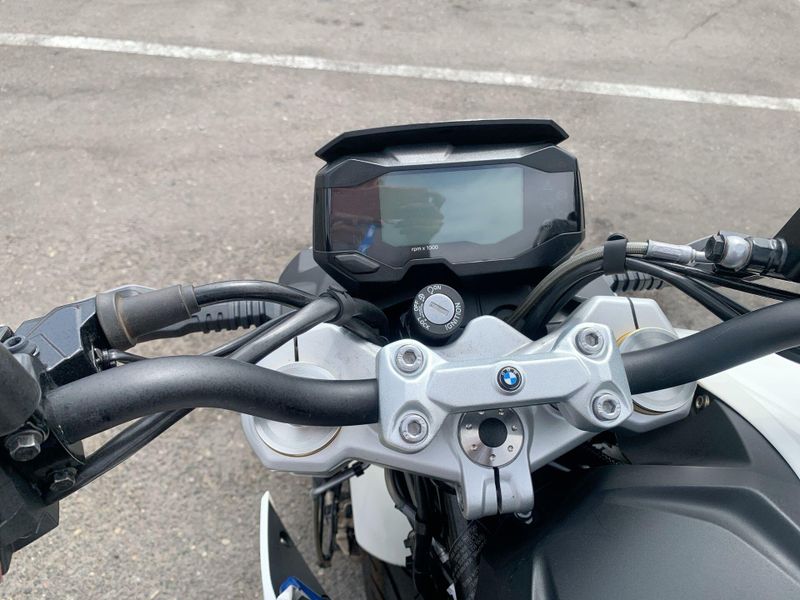 2021 BMW G 310 R Image 19